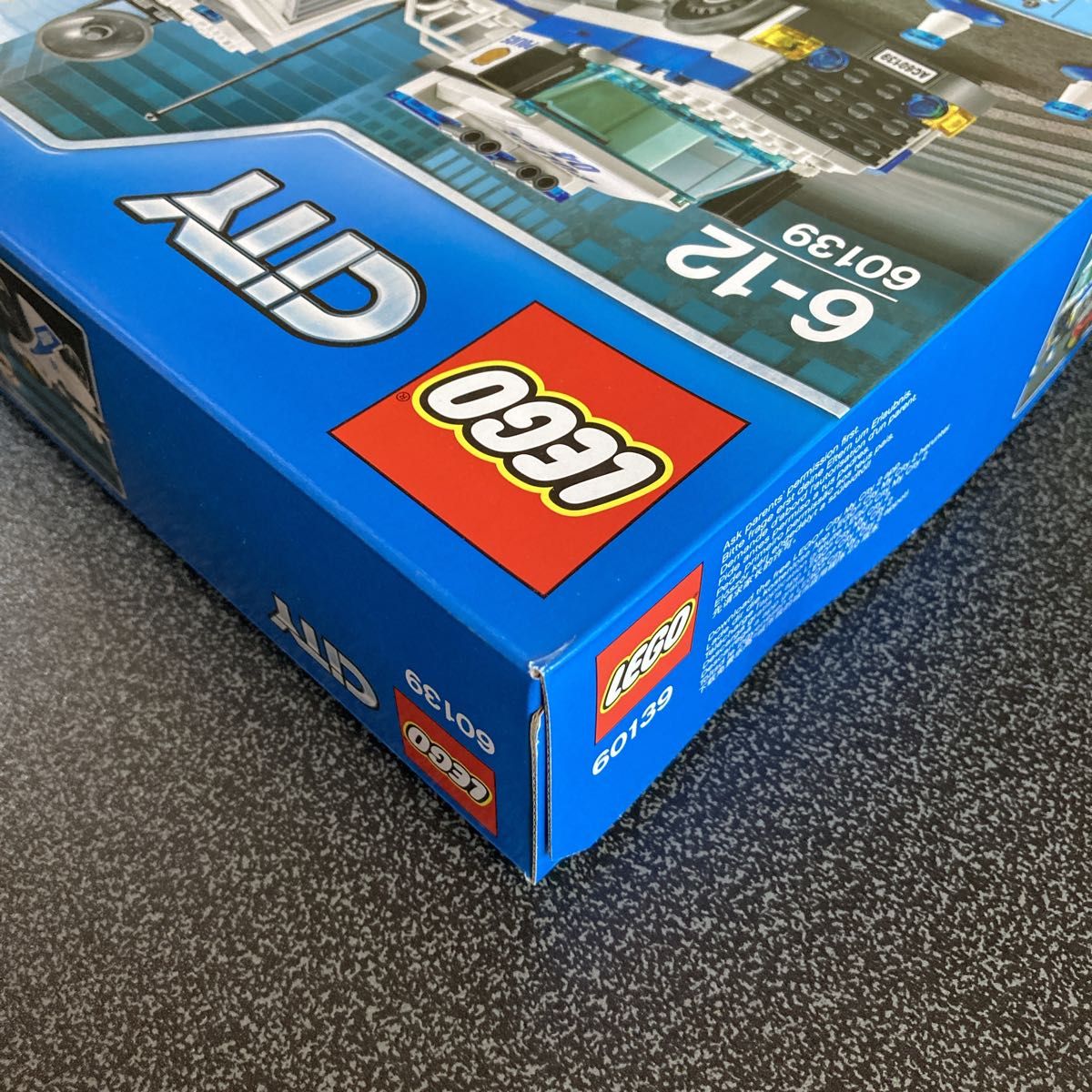 LEGO レゴ シティ ポリストラック司令本部　60139