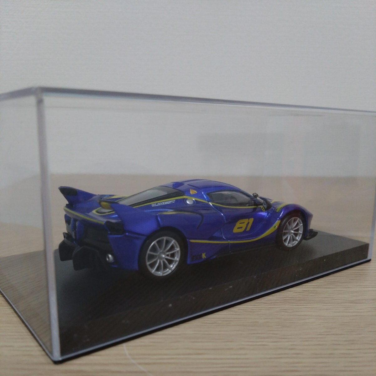 【burago】トミカ ブラーゴ フェラーリ FXXK 1/43 _画像4