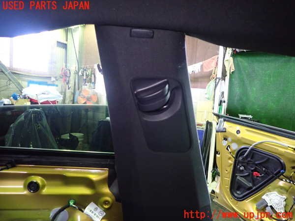 1UPJ-97117670]VW アルテオン(3HDJHF)左センターピラートリム 中古_画像2