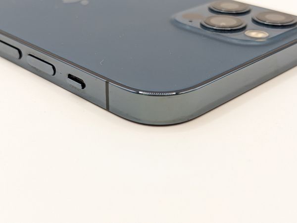 美品 iPhone 12 Pro 128GB パシフィックブルー SIMフリー 〇表示 本体のみ（M6185）の画像6