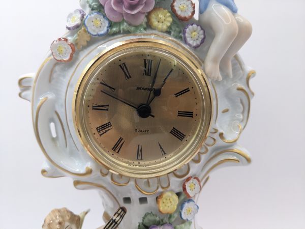 Von Schierholz フォン・シアーホルツ 陶器製 置き時計 天使 花 インテリア ジャンク扱い（M1687）の画像3