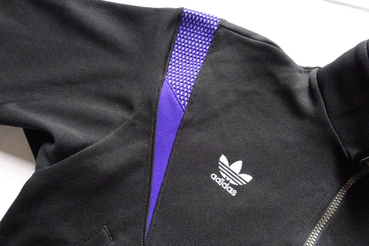 adidas/ Adidas /ATS-909/ длинный рукав спортивная куртка / джерси материалы / три лист Logo / фиолетовый переключатель / передний Zip выше / чёрный / черный /M размер (4/26R)