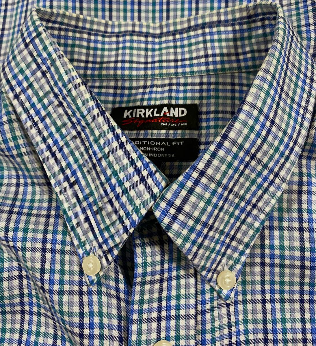 E-256 本場アメカジ輸入古着シャツ KIRKLAND 白に青緑系チェック 長袖ボタンダウンシャツ XL (US-FIT) _画像4