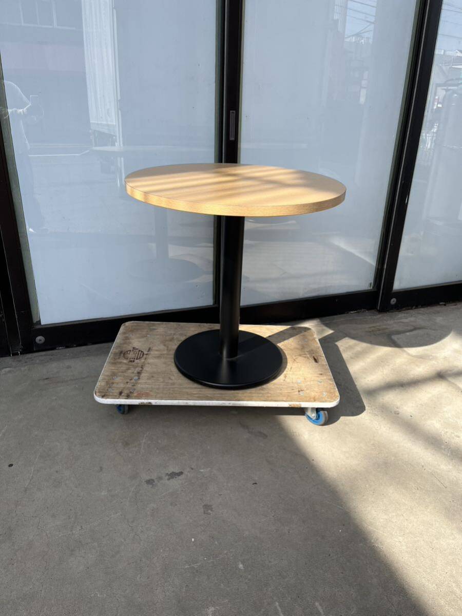 木製天板丸テーブル ミーティングテーブル カフェテーブル Φ750 ①の画像1