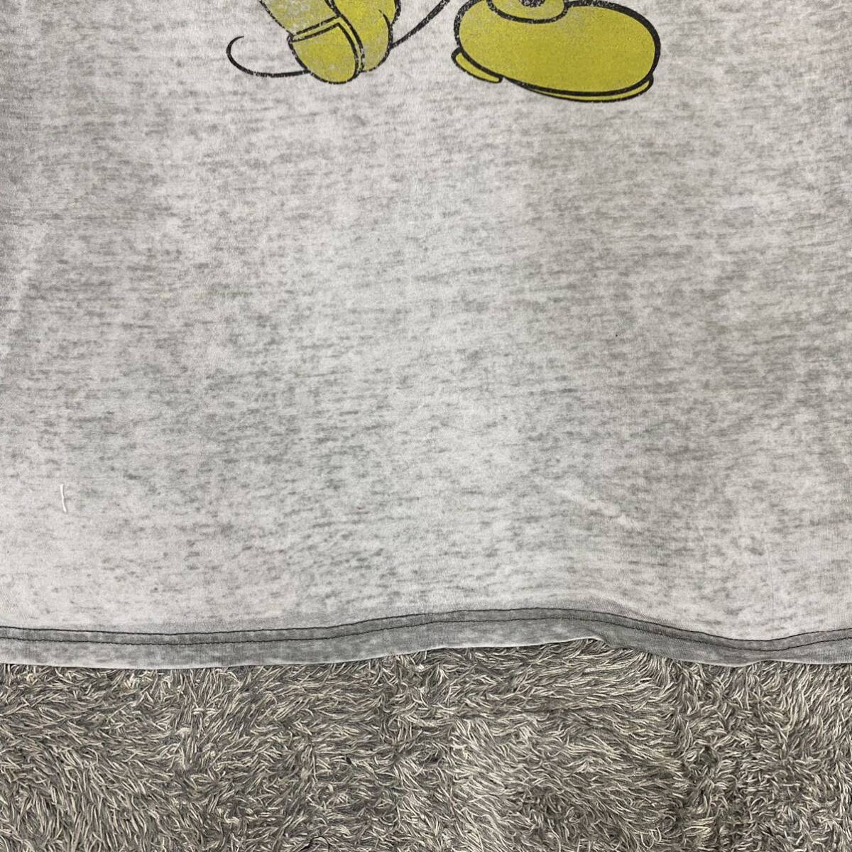 Disney ディズニー Tシャツ 半袖カットソー サイズL グレー 灰色 メンズ トップス 最落なし （T18）の画像4