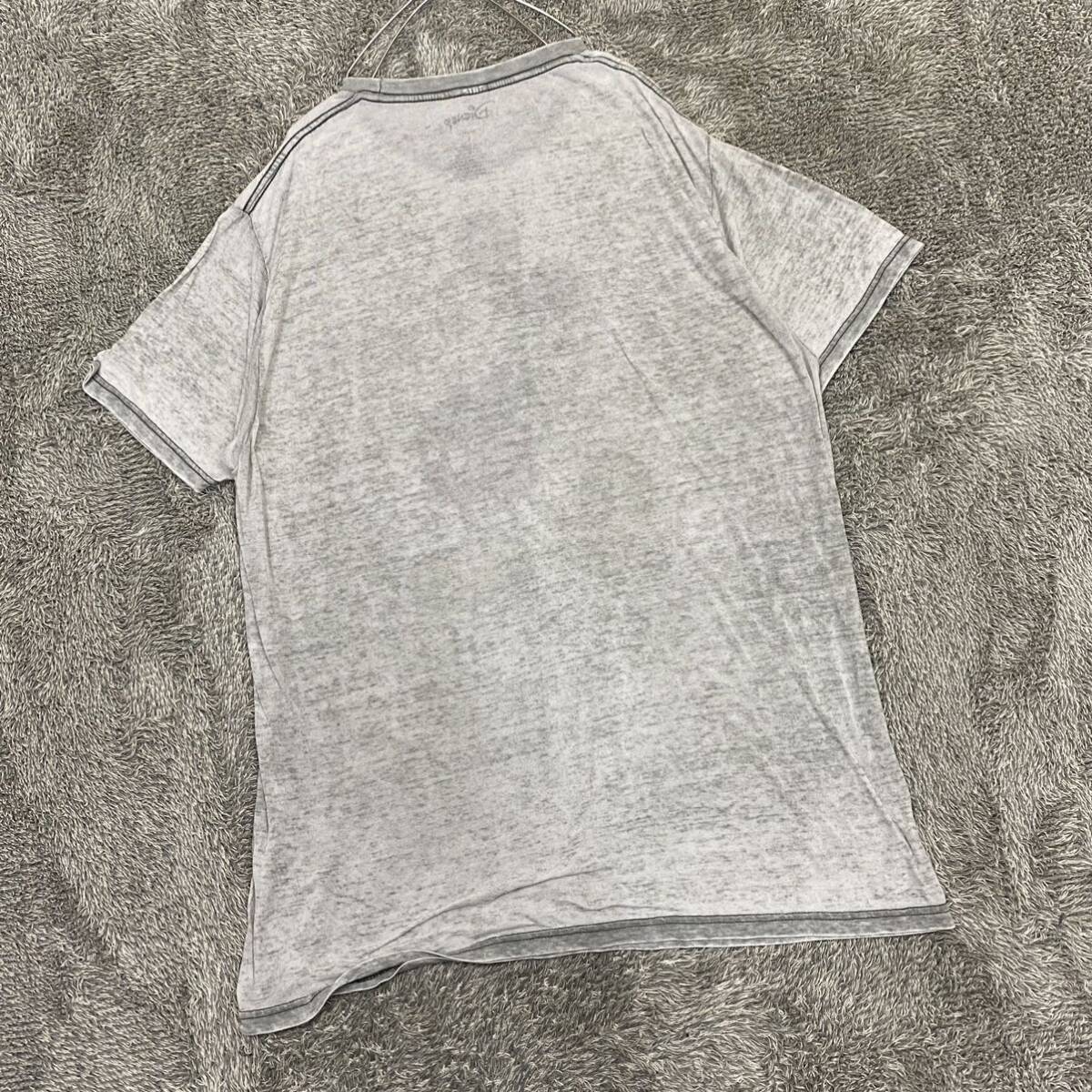 Disney ディズニー Tシャツ 半袖カットソー サイズL グレー 灰色 メンズ トップス 最落なし （T18）の画像2