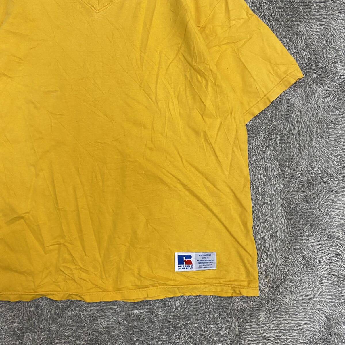 RUSSELL ラッセル Tシャツ 半袖カットソー Vネック サイズM イエロー 黄色 メンズ トップス 最落なし （F19）_画像5