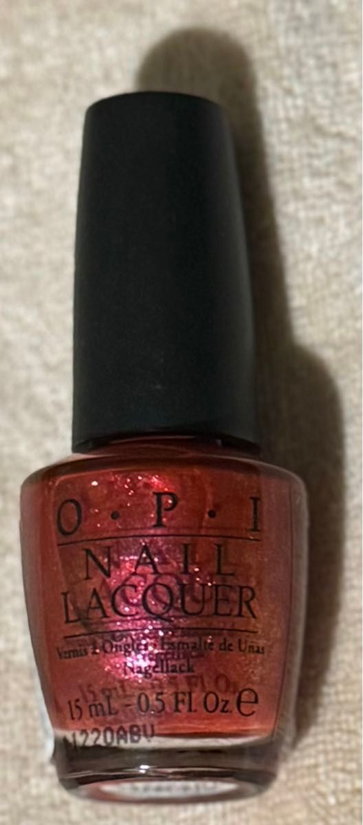 新品】OPI ANIMAL ISTIC HL C 03 オーピーアイ ネイルラッカー ポリッシュ ペディキュア　フットネイル ラメ