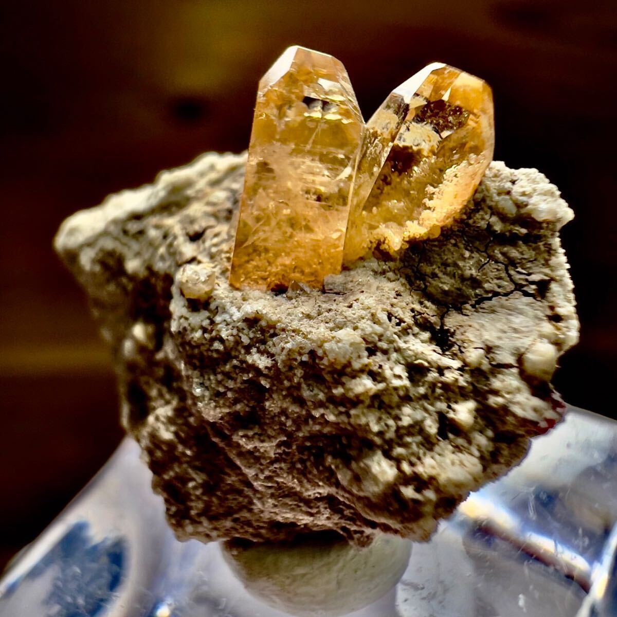 トパーズ メキシコ San Luis Potosi産 母岩付き 黄玉 天然石 原石 鉱物 鉱物標本 石の画像2