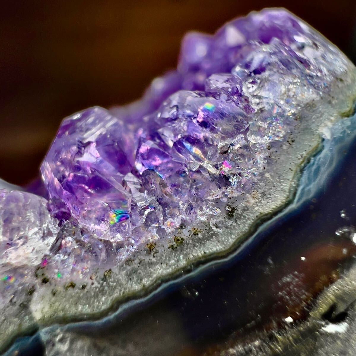 アメジスト ドーム クラスター 紫水晶 レインボー 虹 ウルグアイ産 天然石 原石 鉱物 鉱物標本 石の画像10