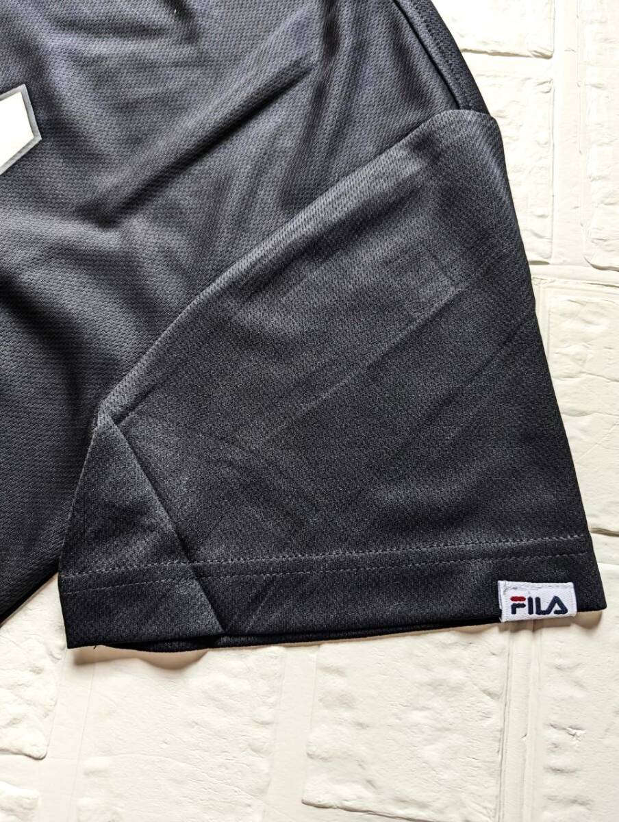 【新品】タグつき ☆FILA　フィラ　メッシュ半袖Tシャツ　ブラック　黒　メンズ　サイズM　吸水冷感　保湿冷感　UVカット　ビッグロゴ☆