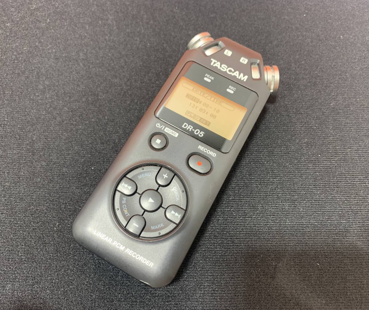 21/174☆TASCAM　DR-05　LINEAR　PCM RECORDER　MicroSD/8GB　タスカム　リニアPCMレコーダー　写真追加有☆C1