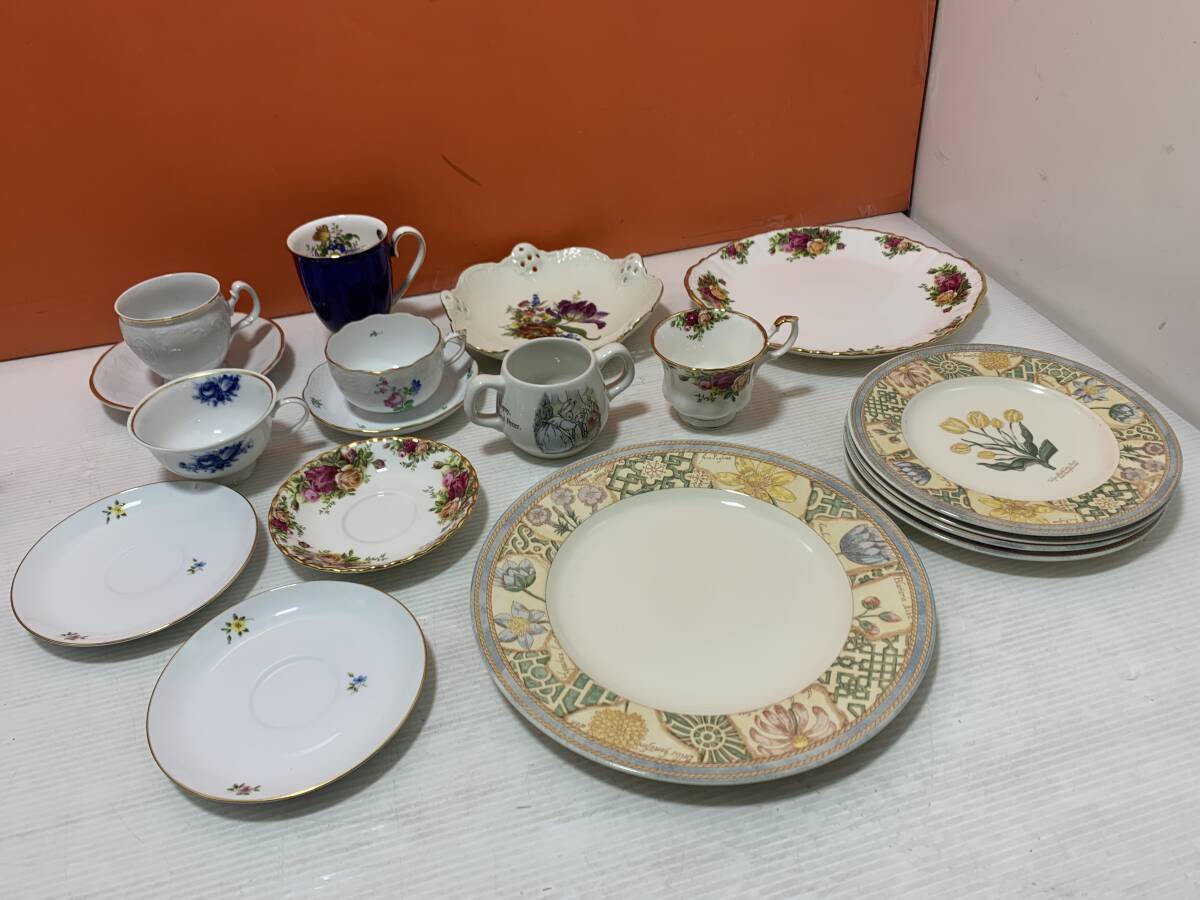 23/192☆食器 まとめ売り ROYAL ALBERT/OKURA/WEDGWOOD/CLASSIC ROSE/BERNADOTTE など 写真追加あり ゆうぱっく着払い☆A2の画像1