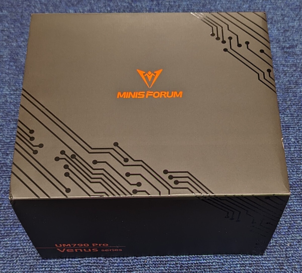 中古 minisforum UM790 pro Ryzen 9 7940HS Radeon 780M DDR5 32GB 2TB SSD Windows 11 Pro_画像1