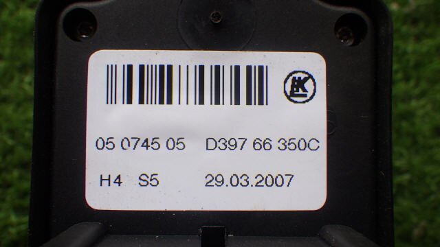 akurudepa H19年 デミオ DBA-DY5W パワーウィンド PW スイッチ D397-66-350C_画像3