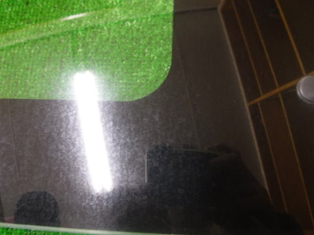 H16年 ニッサンUD 大型 KL-CG48R　右側寝台窓ガラス リアガラス [ZNo:05000488] 3kurudepa= 353_画像5