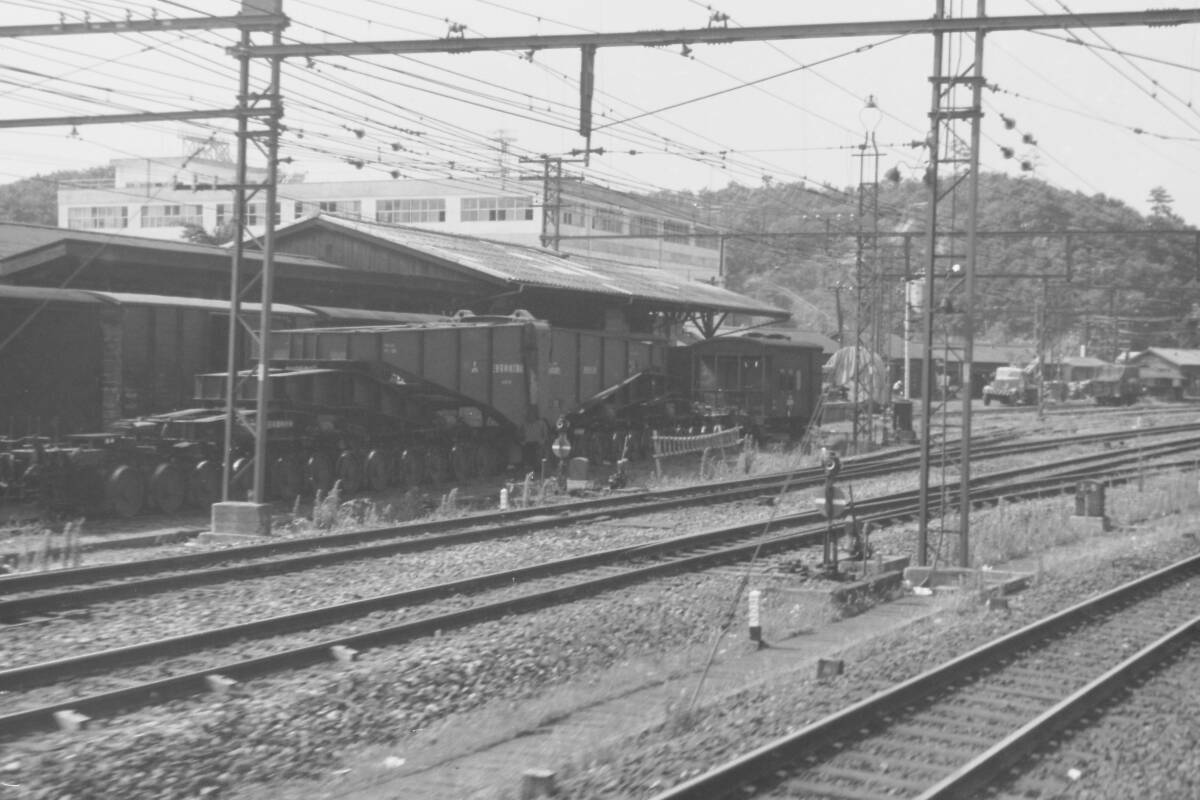 (B23)606 写真 古写真 鉄道 鉄道写真 東急 東急電鉄 EF1011 他 昭和36年頃 フィルム 白黒 ネガ まとめて 6コマ _画像7