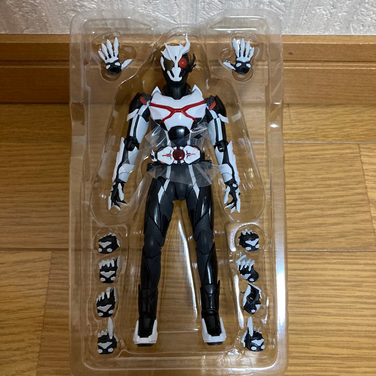 S H Figuarts 仮面ライダーアークワン