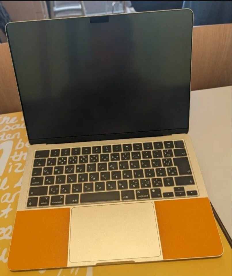 1円スタート！M2 MacBook Air 13.6インチ　RAM16gb SSD512gb スターライト_画像1