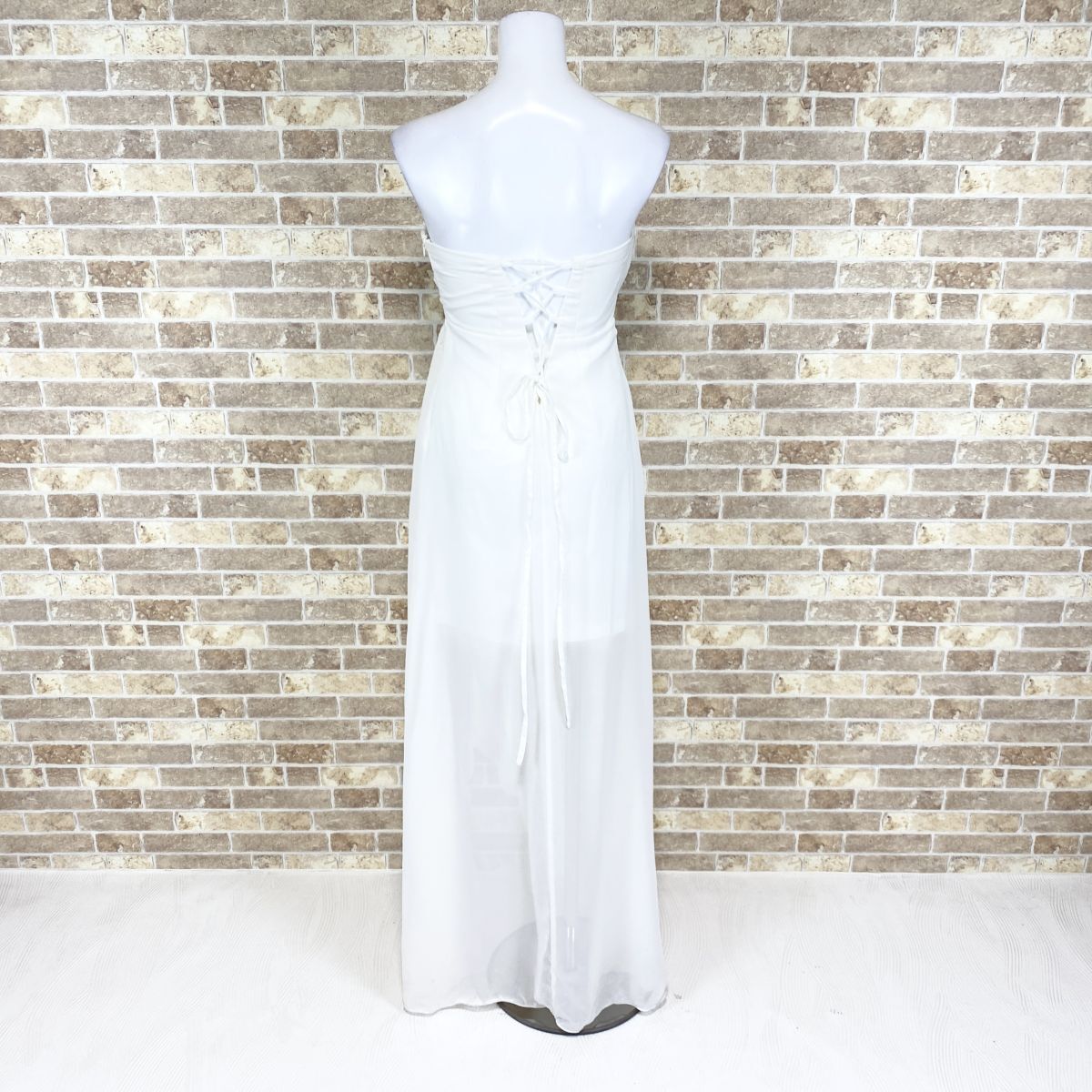 1円 ドレス ICHIOKU ロングドレス 白 カラードレス キャバドレ 発表会 イベント 中古３８０１の画像4