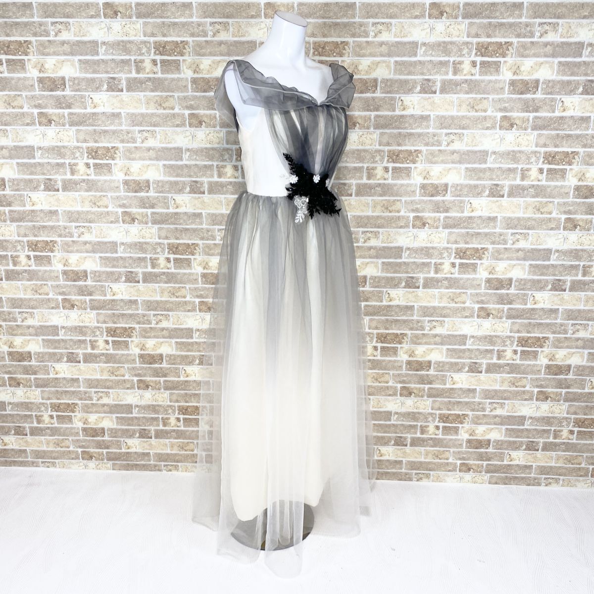 1 jpy dress long dress L gray white race middle cloth cream color dress kyabadore presentation Event used 3994