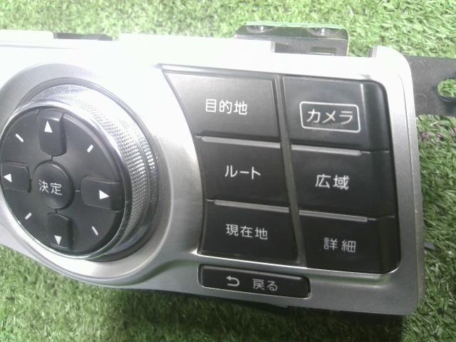 ティアナ CBA-J32 ナビコントロールスイッチ QX1 28395-JN20A_画像2