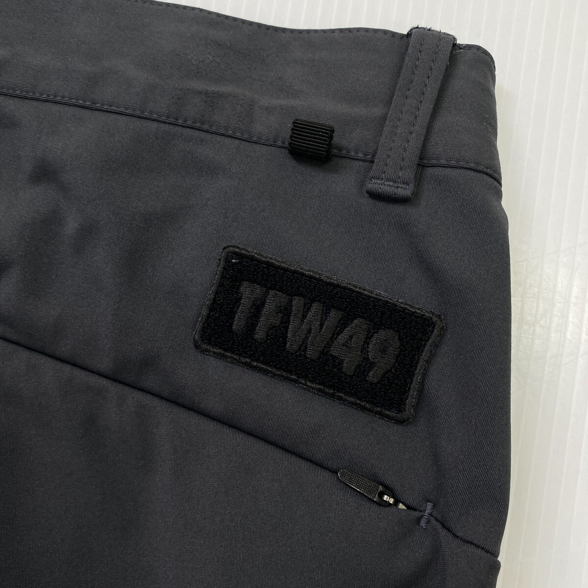 【定価3万円】TFW49 ANKLE SLIM PANTS 4WAYストレッチ アンクルカット スリムパンツ M チャコールグレー ナイロンの画像3