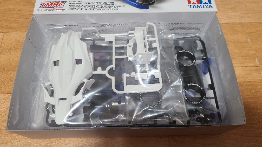 タミヤ ミニ四駆 限定 エアロ アバンテ アジアチャレンジ 2024 タミヤ ミニ四駆 限定 エアロ アバンテ アジアチャレンジ 2024