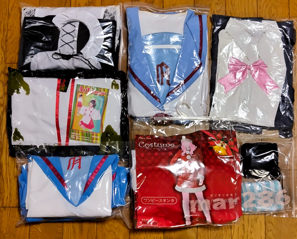 【ジャンク・処分品】 コスプレ衣装 ウィッグ まとめセットの画像2