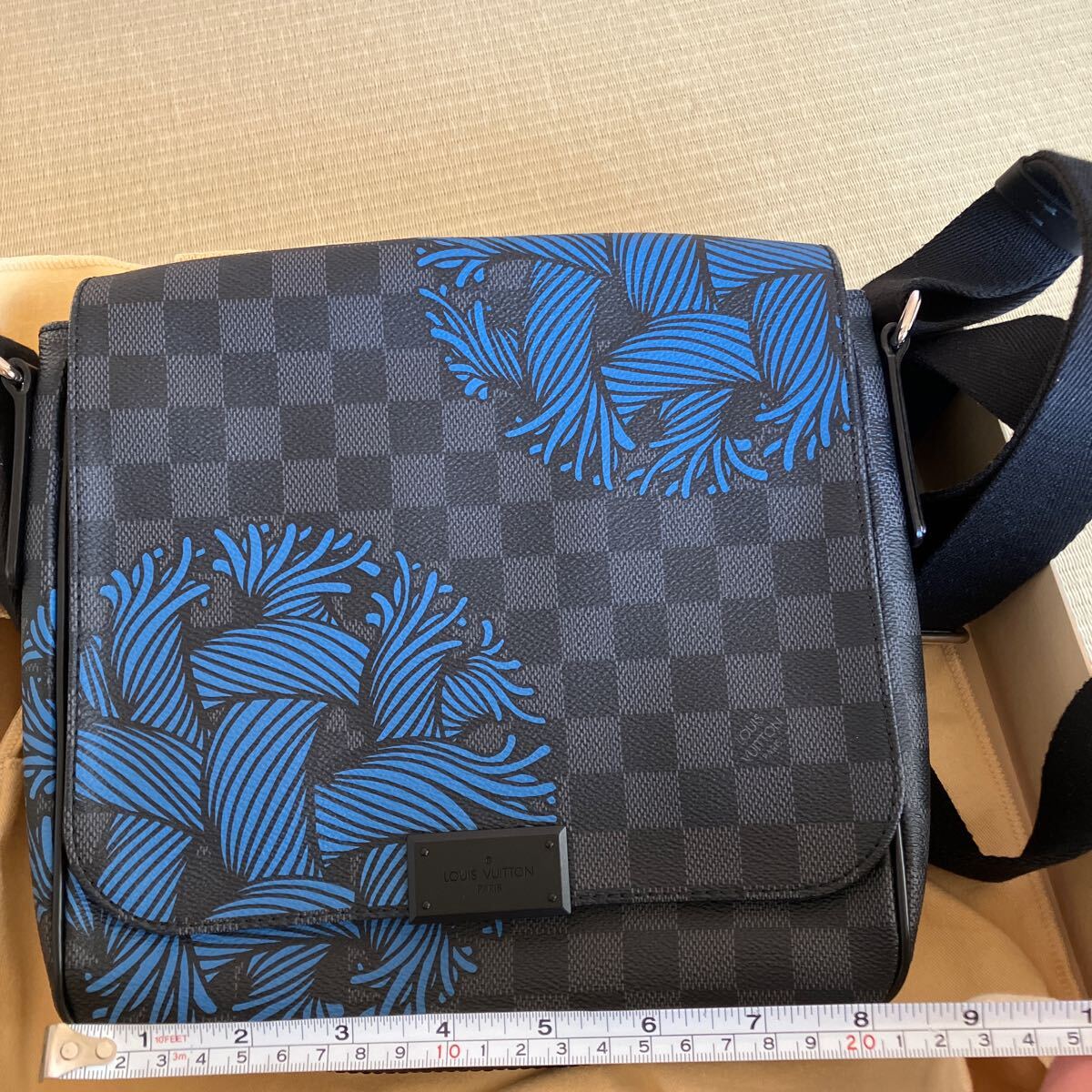 LOUIS VUITTON ルイ・ヴィトン　ルイヴィトン　ショルダーバッグ 箱付き_画像1