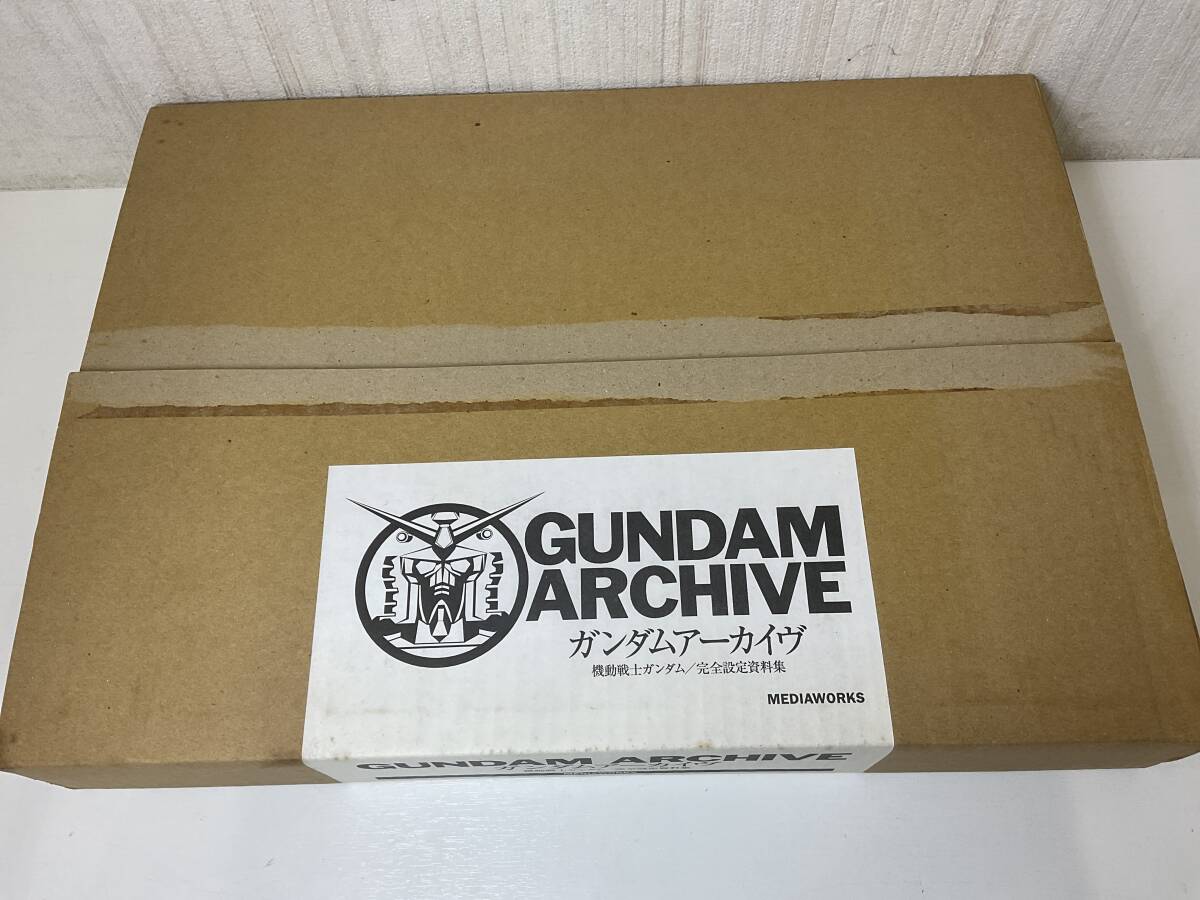 ガンダムアーカイヴ　機動戦士ガンダム　完全設定資料集　本　箱入　メディアワークス　1999年初版　【5756】_画像7