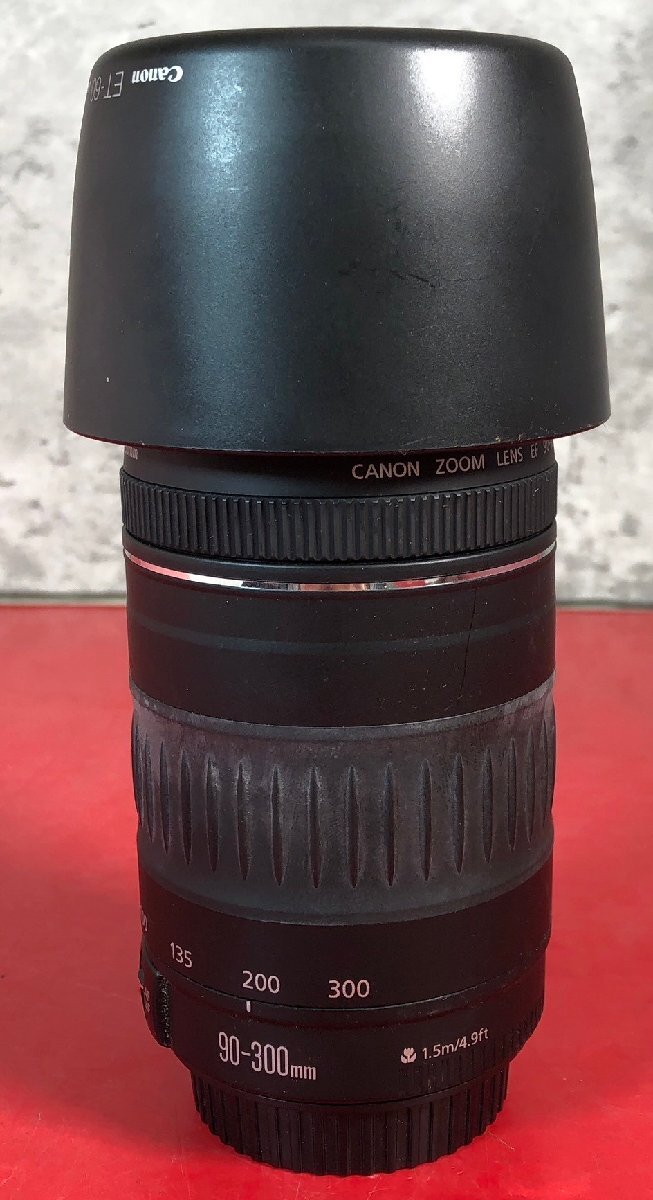 【歴史ある写真館からの掘り出し物】 CANON　キヤノン　ZOOM LENS EF 90-300mm 1:4.5-5.6　ET-60 フード付　カメラ レンズ　現状品_画像2