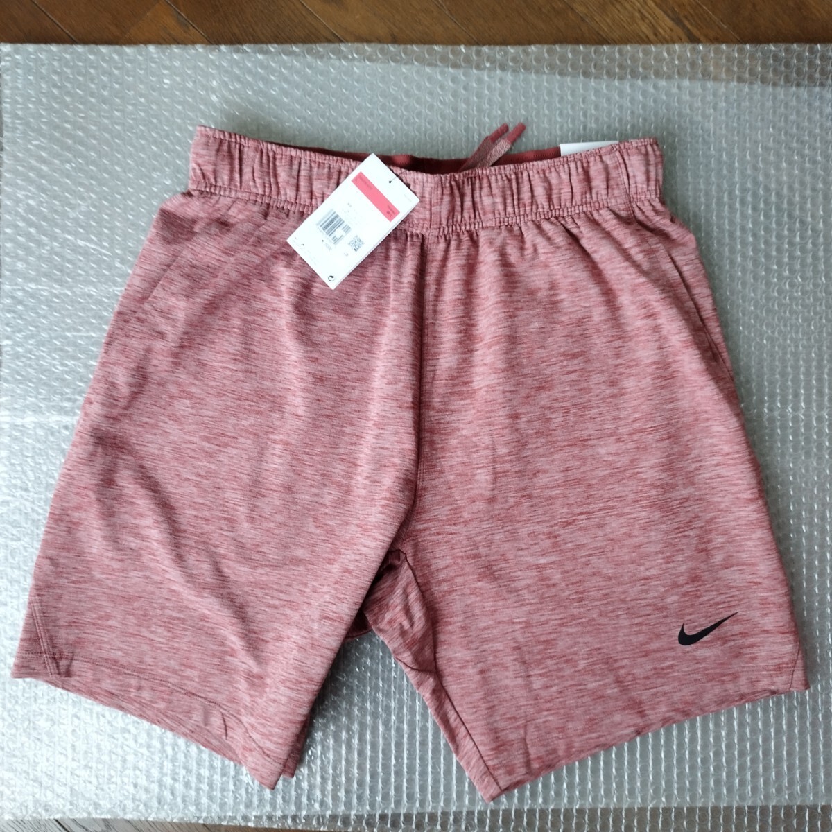  Nike shorts L size tag equipped 