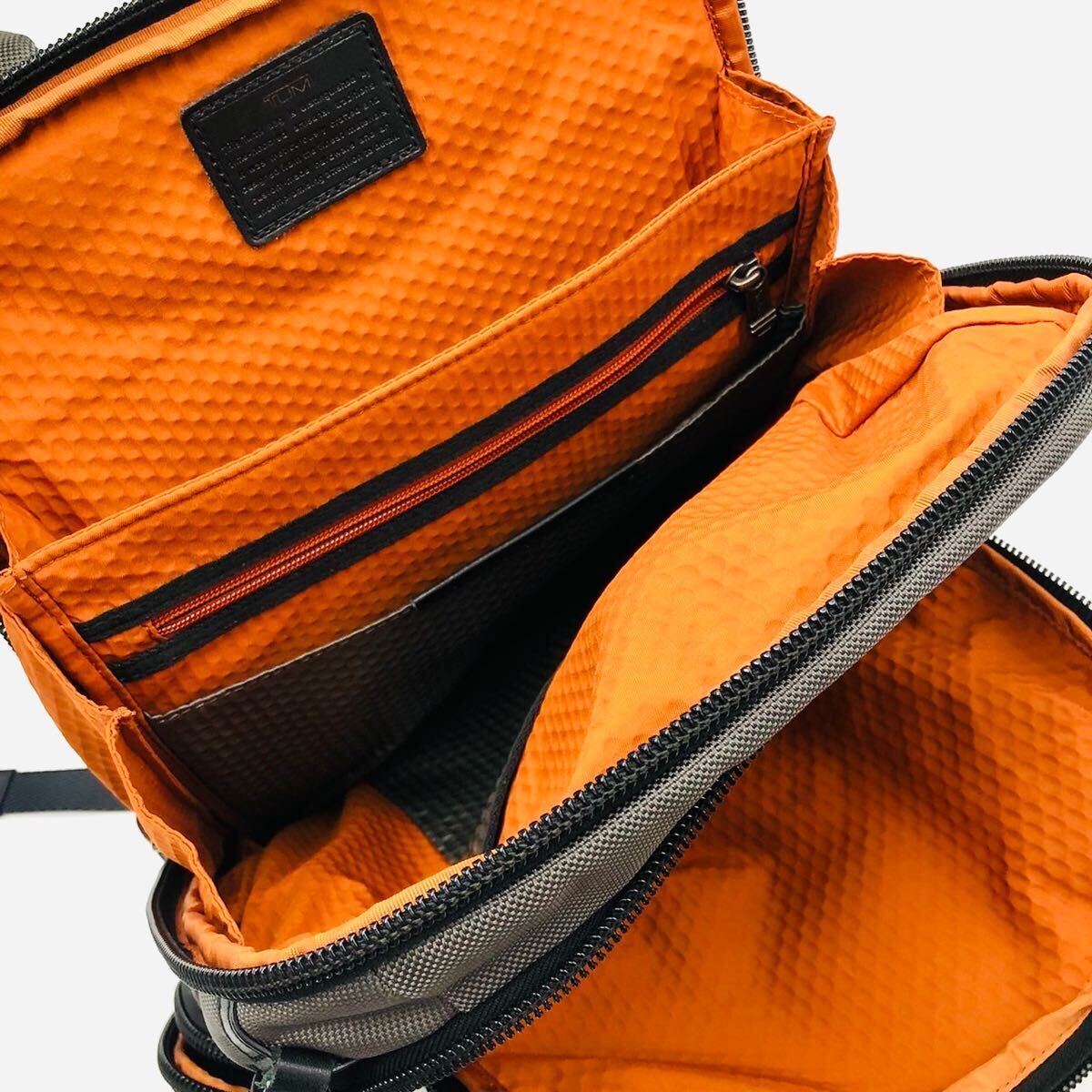 1円~極美品 TUMI トゥミ ALPHA BRAVO KNOX Backpack メンズ ビジネスバッグ リュックサック A4+PC可 レザー バリスティックナイロン 迷彩の画像9