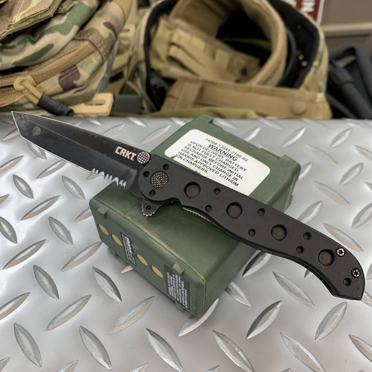 米軍放出 CRKT M16-10KZ Tanto フォールディングナイフ benchmade ontario spydercoの画像3