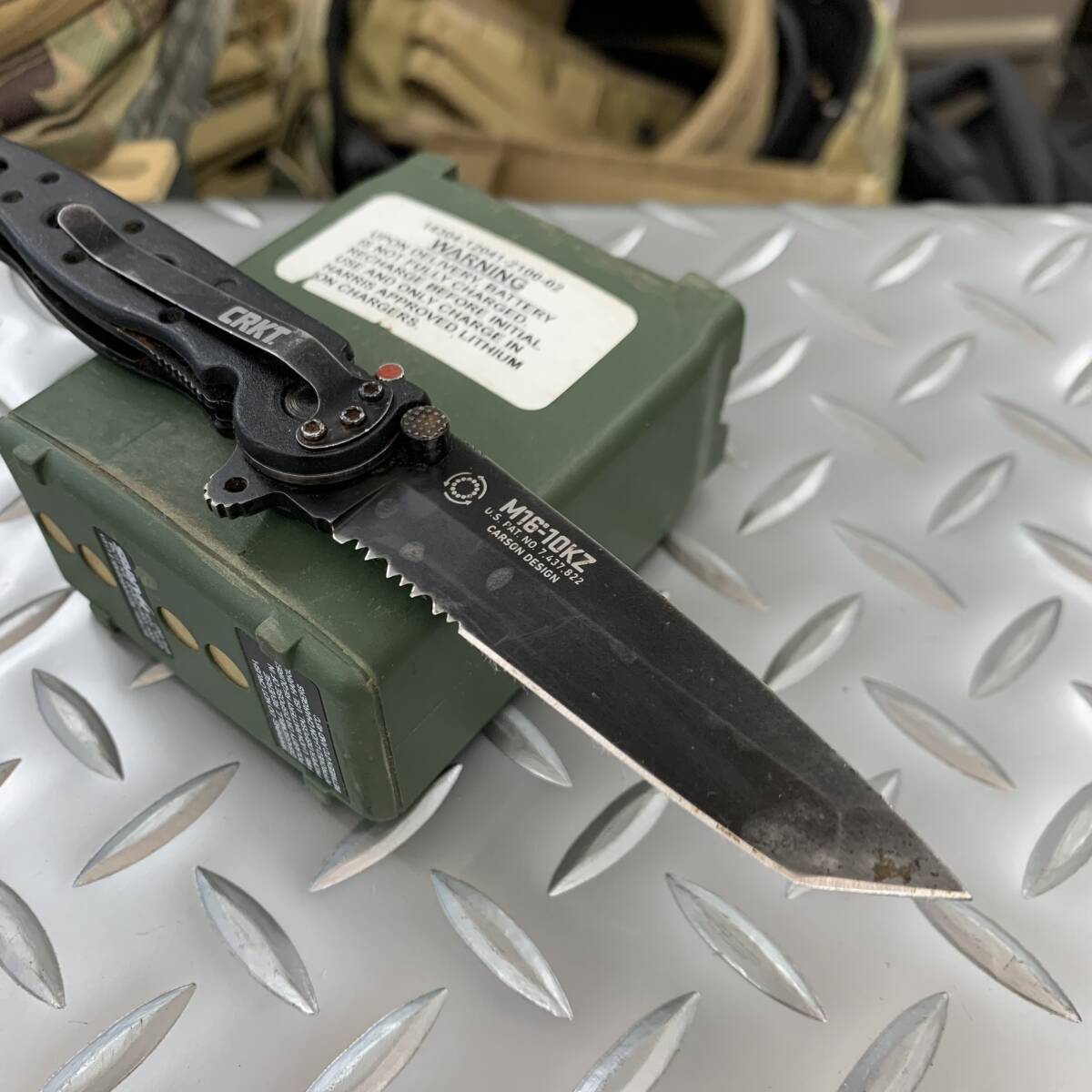 米軍放出 CRKT M16-10KZ Tanto フォールディングナイフ benchmade ontario spydercoの画像6