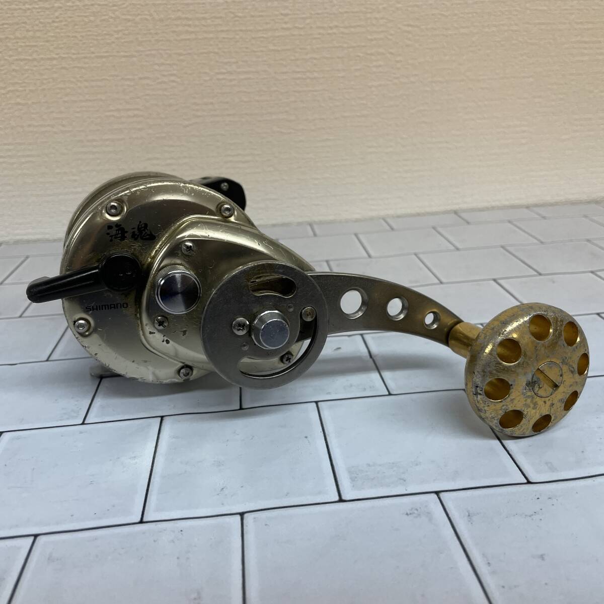 F033-M15-6060 SHIMANO シマノ 海魂 KAIKON カイコン 3000T リール フィッシング 釣具の画像1