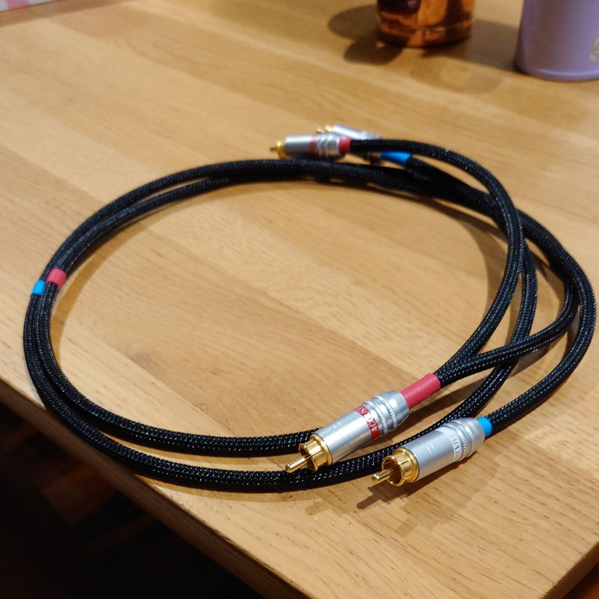 美品】ACOUSTIC REVIVE LINE-1 0R-TripleC-FM RCAケーブル 元箱 美品】ACOUSTIC REVIVE LINE-1 0R-TripleC-FM RCAケーブル 元箱