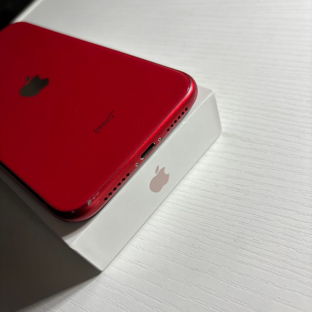 iPhone 11 (PRODUCT)RED 128 GB SIMフリー