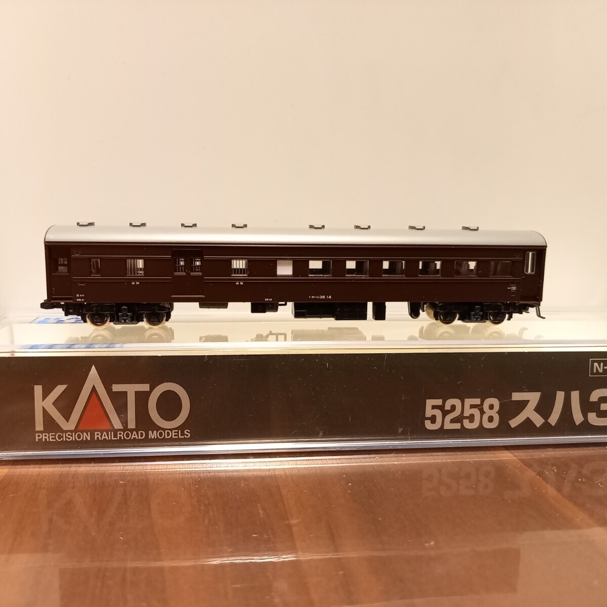 KATO カトー Nゲージ 5077-1 オハニ36 14 茶 旧型客車 カプラー交換済み【中古】の画像4