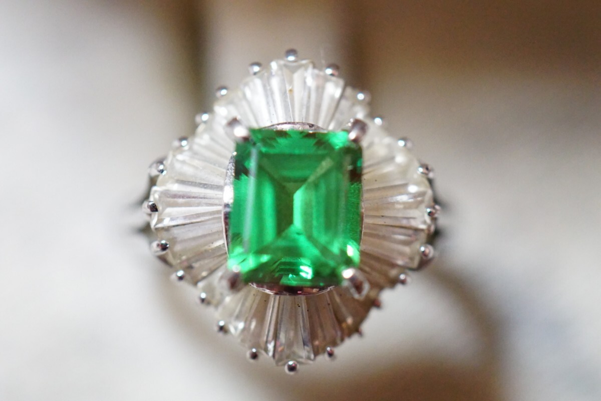 510 緑石 プラチナ シルバー リング 指輪 ヴィンテージ アクセサリー PS 100刻印 アンティーク 色石 宝石 カラーストーン 装飾品_画像1