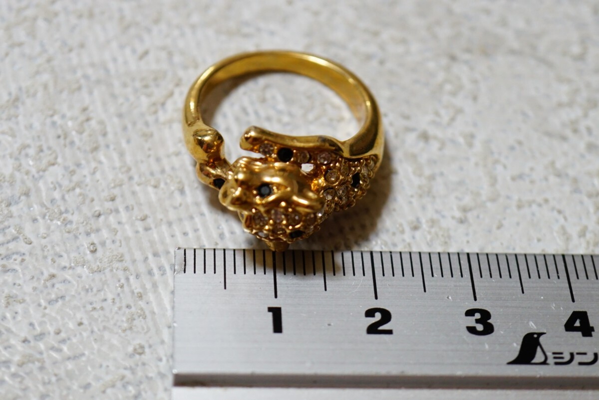 1383 海外製 ラインストーン アニマル ゴールドカラー リング 指輪 ヴィンテージ アクセサリー アンティーク 装飾品の画像6