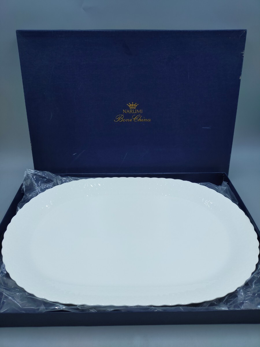〇NARUMI Bone China ナルミ ボーンチャイナ42cmプラター 大皿 プレート シルキーホワイト 未使用品の画像1