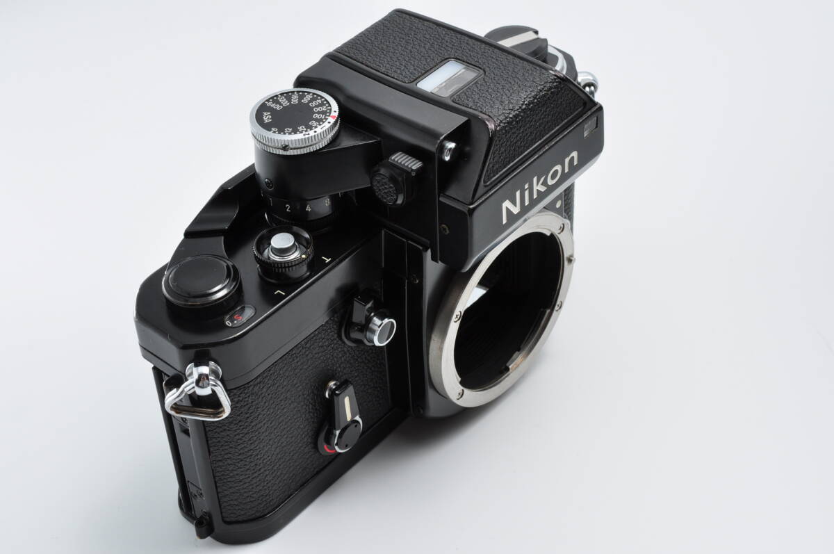 【美品】Nikon ニコン F2 フォトミック ブラック 35mm SLR フィルムカメラ 光学カビ、クモリなし モルト交換済み #0187_画像3