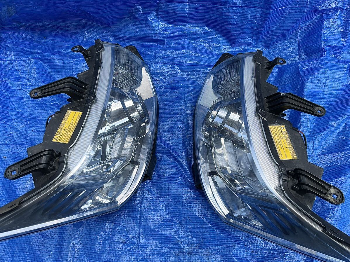 中古三菱デリカD5 CV5W CV2W CV1W純正ヘッドライト, ヘッドランプ 左右セット デリカD5: HID ヘッドライト KOITO 100-87918(M-1)の画像9