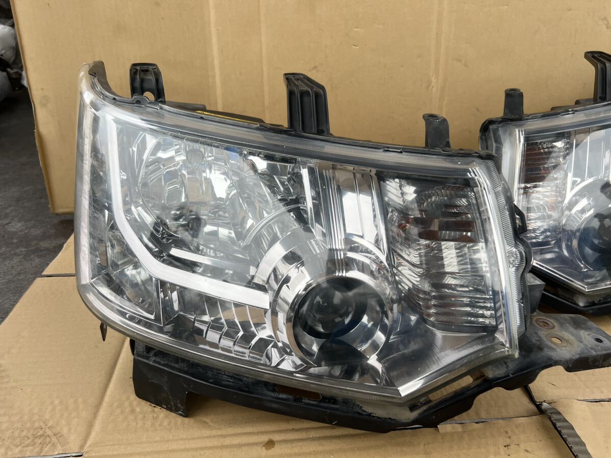 中古三菱デリカD5 CV5W 純正ヘッドライト ヘッドランプ　左右セット　KOITO 100-87918_画像3