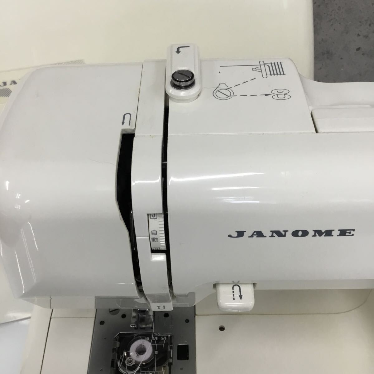 ☆【JANOME/ジャノメ】ジャノメミシン Penicia950 751型 751734546 通電確認済み 裁縫 手芸 縫い物 ハンドクラフト 卓上ミシンの画像2