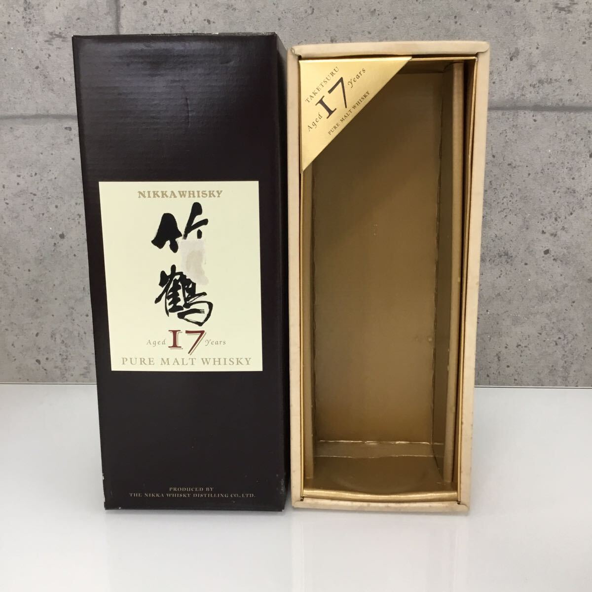 ◎【1円スタート】【未開栓品】NIKKA WHISKY 竹鶴 17年 PURE MALT/ピュアモルト 700ml 43% 保管品 ニッカ ウイスキー お酒 箱付きの画像9