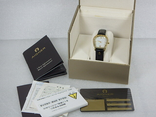 [1186]*AIGNER I gna- Precious lady's wristwatch pearl face diamond operation limited goods guarantee box *