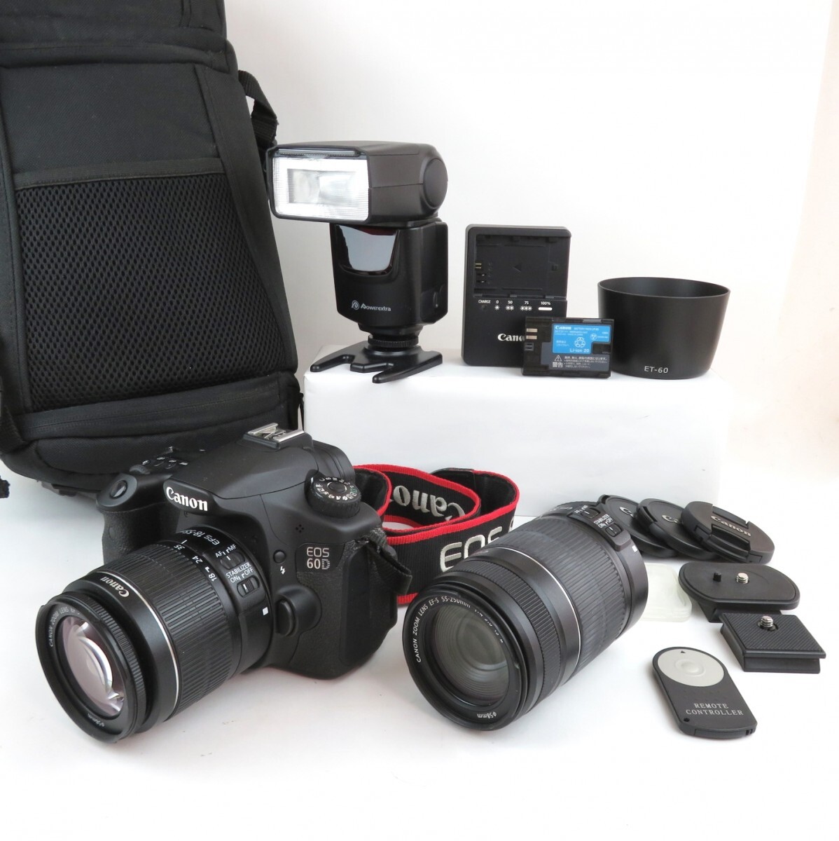Canon EOS60D デジタル一眼レフカメラ CANON ZOOM LENZ EF-S 18-55mm 1:3.5-5.6ISⅡ 55-250mm 1:4-5.6ISⅡ純正バッテリー LP-E6 0414-065の画像1